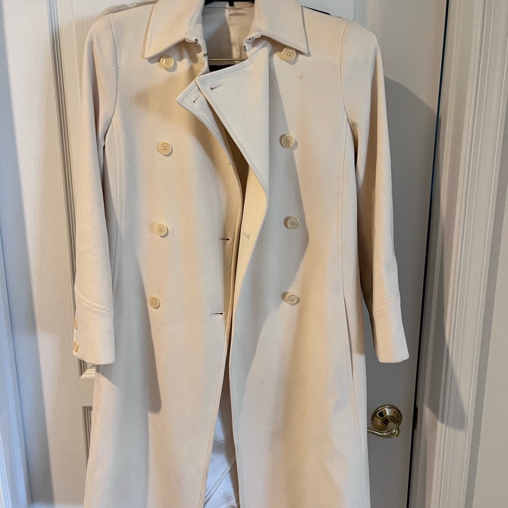 Theory Cream Trench Coat - Picture 11 of 13